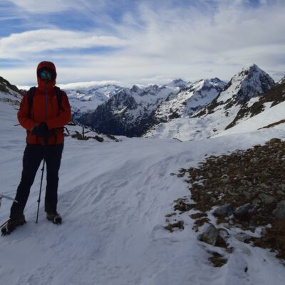 Lardana Expeditions